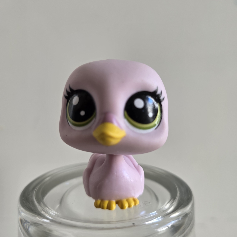 Littlest Pet Shop LPS #1-82 Ada Swanney Swan Pink With Green Eyes